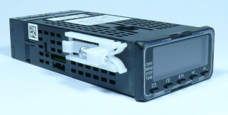 Контролер температури Omron E5GC-QX1DCM-000 Контролер температури Omron E5GC-QX1DCM-000