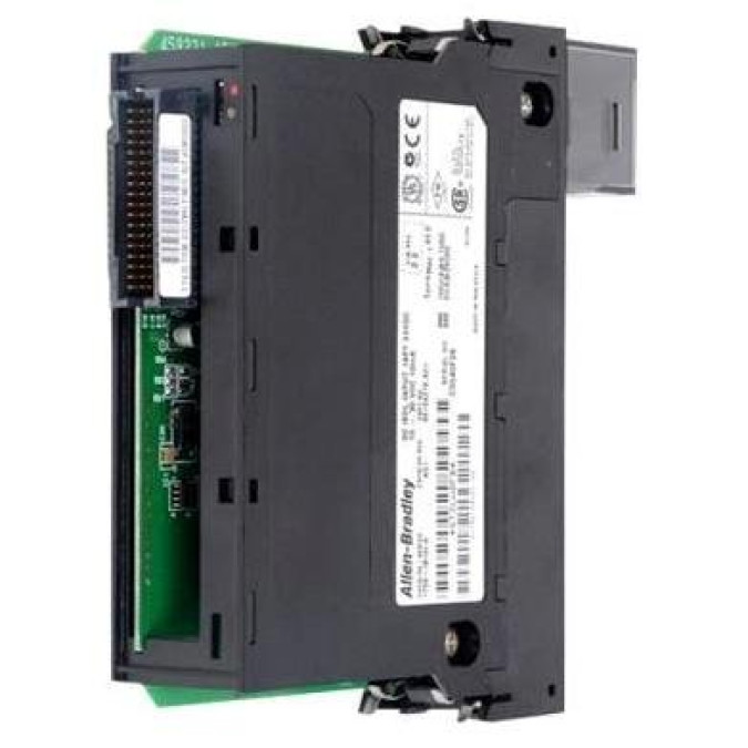 Контролер Allen Bradley 1789-L30M