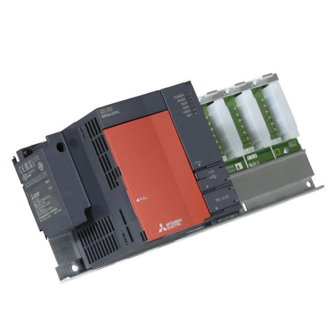 Контролер Mitsubishi Electric Q00UJCPU