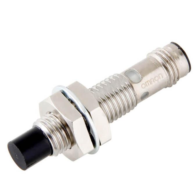 Індуктивний датчик Omron E2E-X4MB1T8-M3