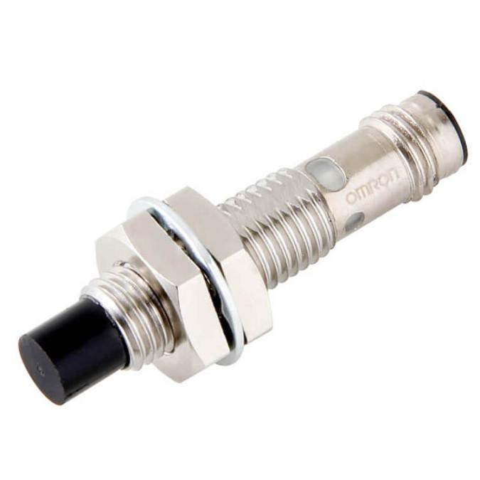 Індуктивний датчик Omron E2E-X4MB28-M5