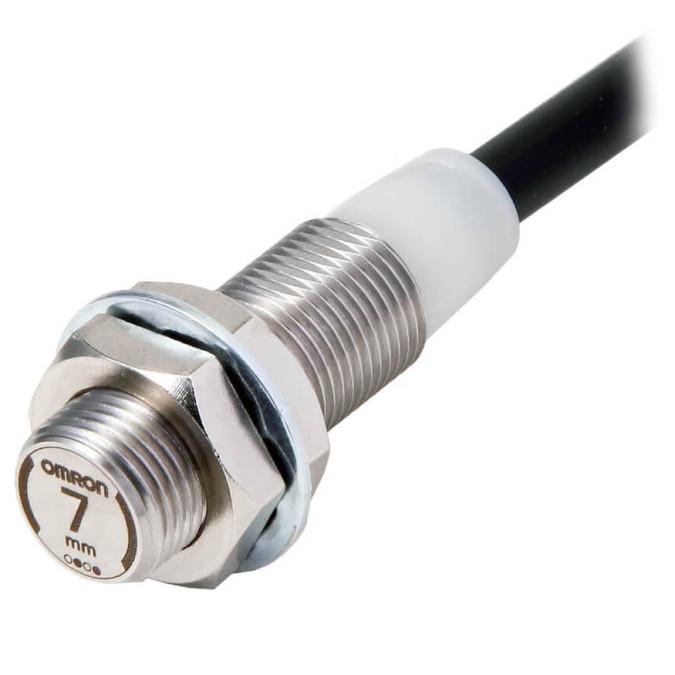Індуктивний датчик Omron E2EW-X7C112 2M