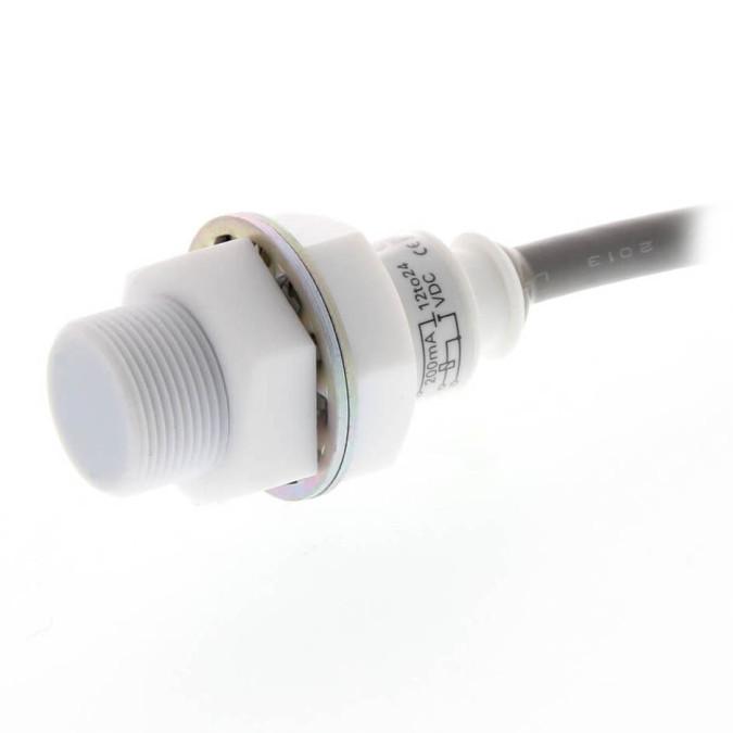 Індуктивний датчик Omron E2FQ-X5F1