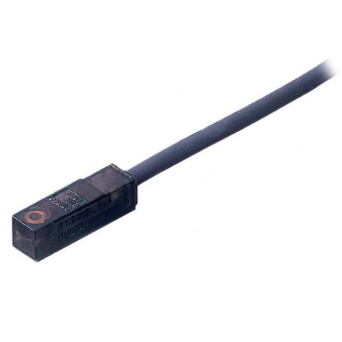 Індуктивний датчик Omron E2S-W15 1M