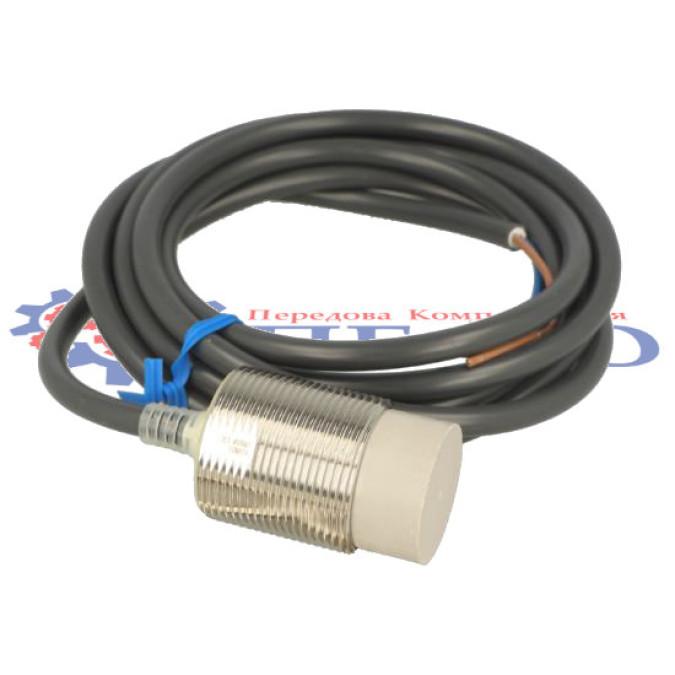 Індуктивний датчик Omron E2E-X40MD2L30-TR 5M