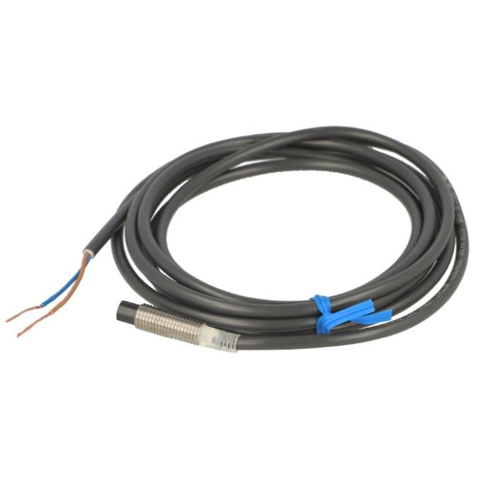 Індуктивний датчик Omron E2E-X2MC28 5M