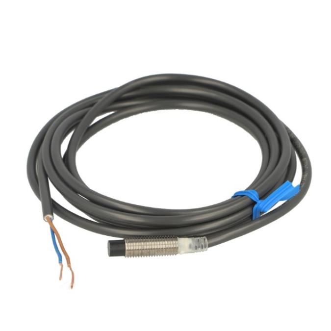 Індуктивний датчик Omron E2E-X2MC28 5M