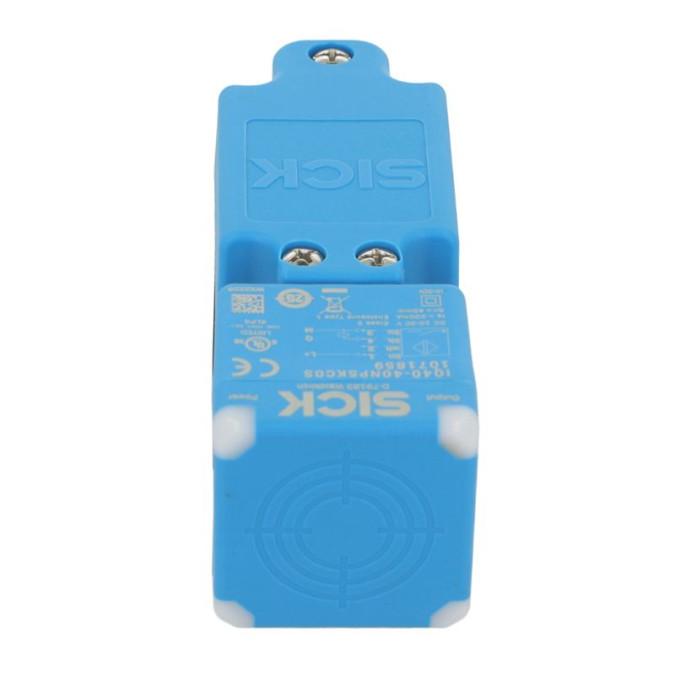 Індуктивний датчик SICK IQ40-40NPSKK0S