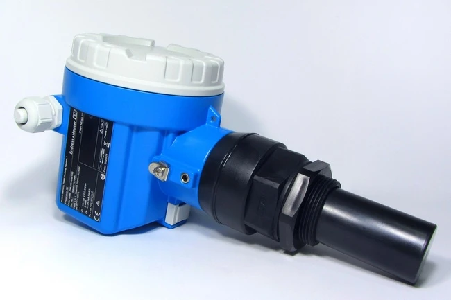 Датчик рівня Endress+Hauser Prosonic M FMU40